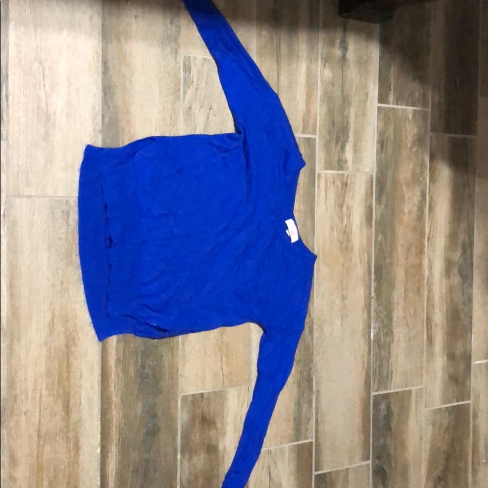 Blue long sleeve shirts